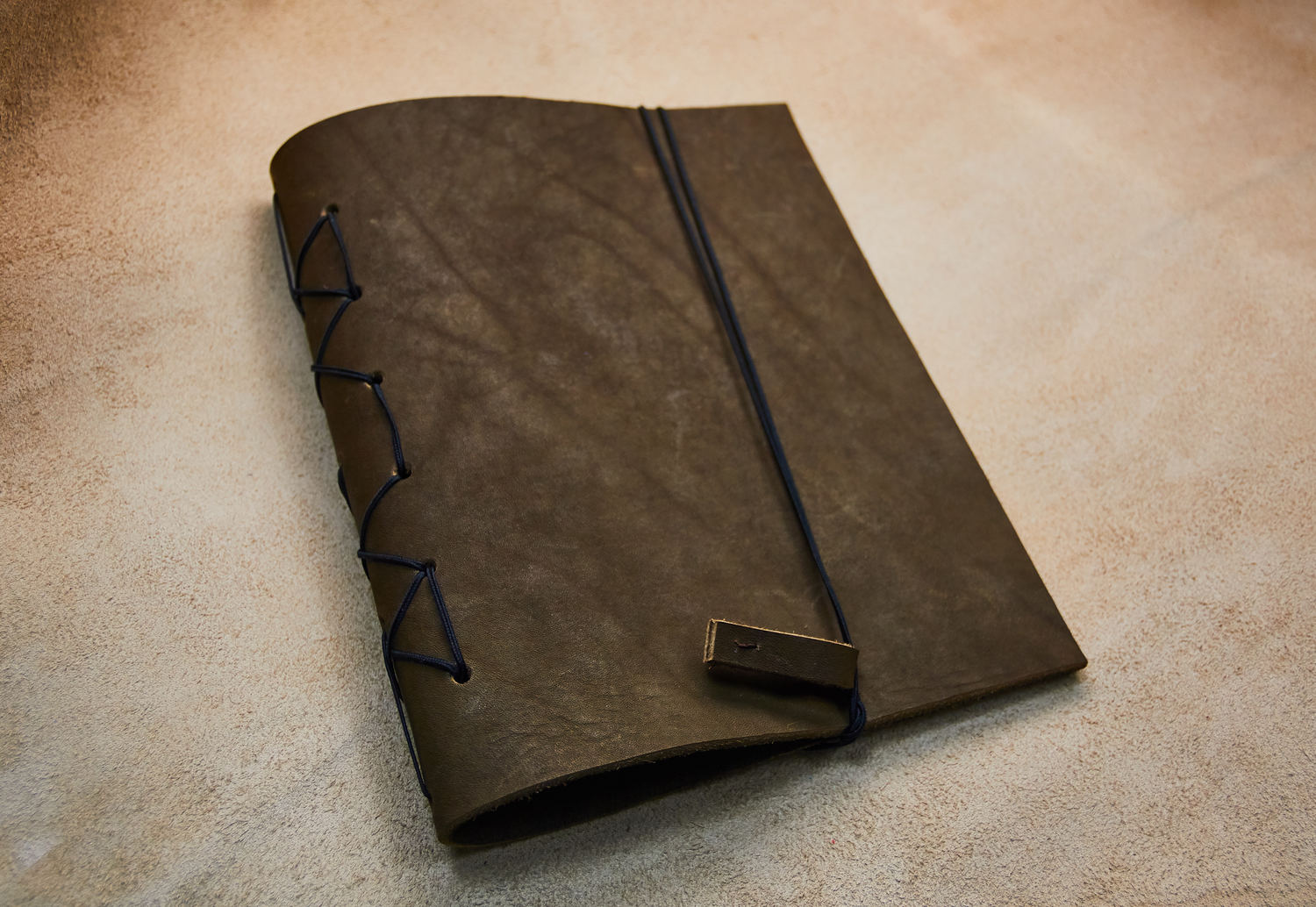 Ежедневник в коже Ежедневник в коже